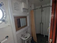 Kapal survei untuk dijual
