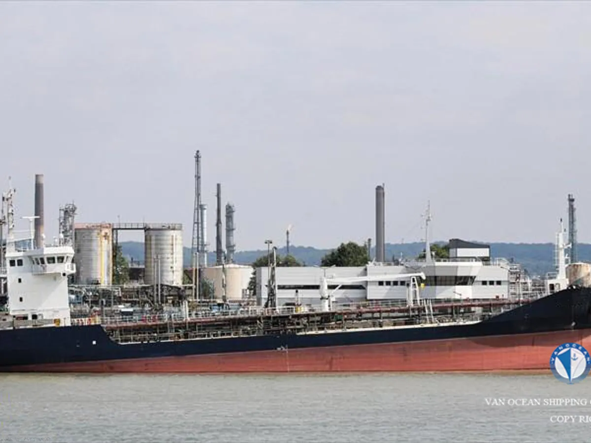 Kapal tanker minyak/kimia untuk dijual