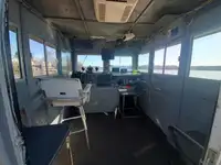 Kapal pendarat, tank untuk dijual