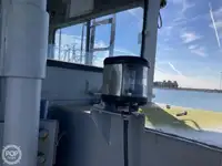 Kapal pendarat, tank untuk dijual
