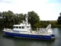 Kapal patroli untuk dijual