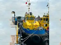 Kapal penarik dijual