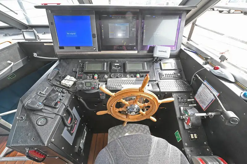 Kapal pesiar untuk dijual