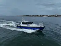 Kapal penarik dijual