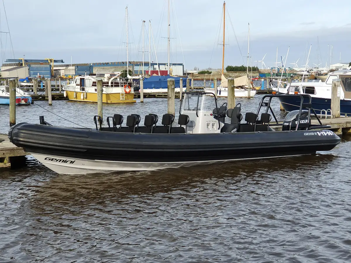 Kapal kontainer untuk dijual