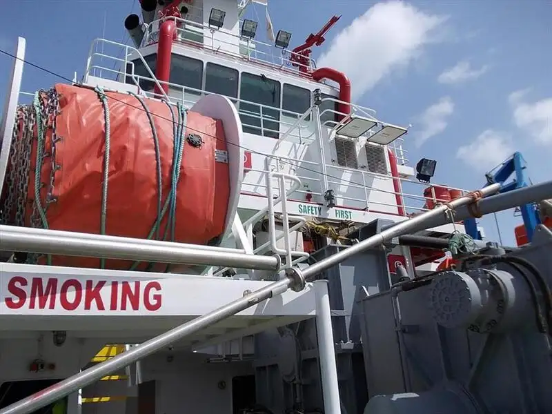 Kapal pengangkut barang curah untuk dijual