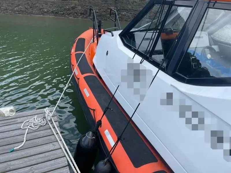 Perahu karet kaku untuk dijual