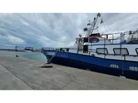 Kapal kru untuk dijual