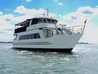 Kapal penumpang dijual