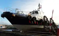 Kapal kru untuk dijual
