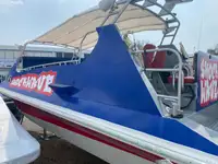 Kapal feri untuk dijual