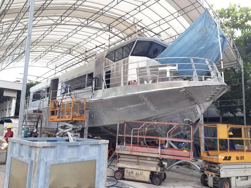 Kapal pesiar untuk dijual