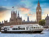 Kapal Pesiar dijual
