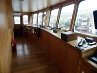 Kapal pendarat, tank untuk dijual