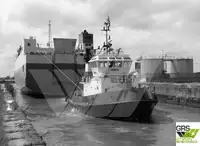 Kapal penarik dijual