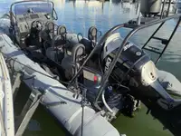 Perahu karet kaku untuk dijual