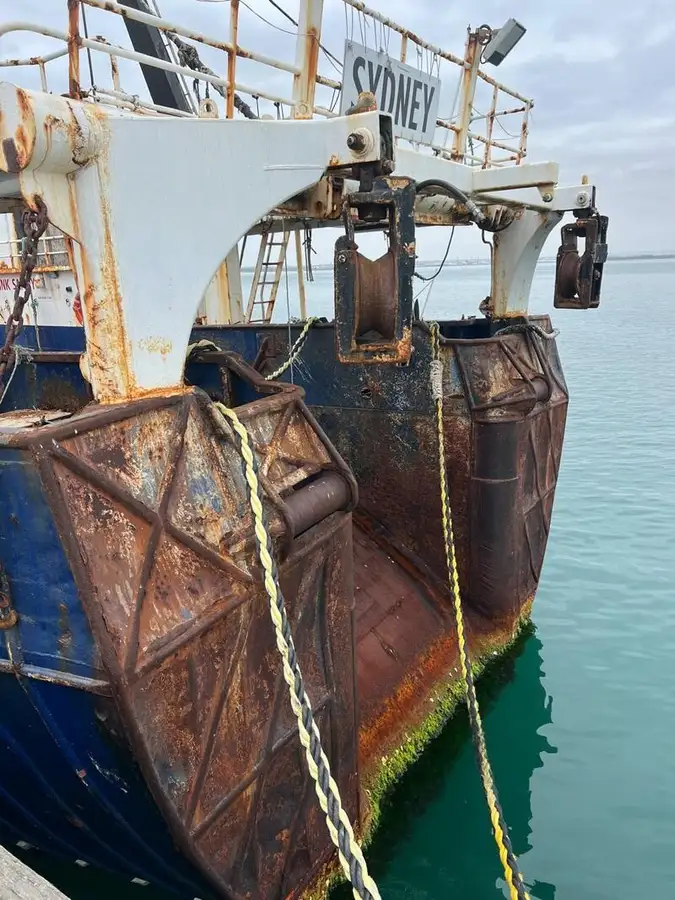 Kapal pukat untuk dijual
