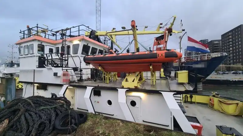 Kapal suplai untuk dijual