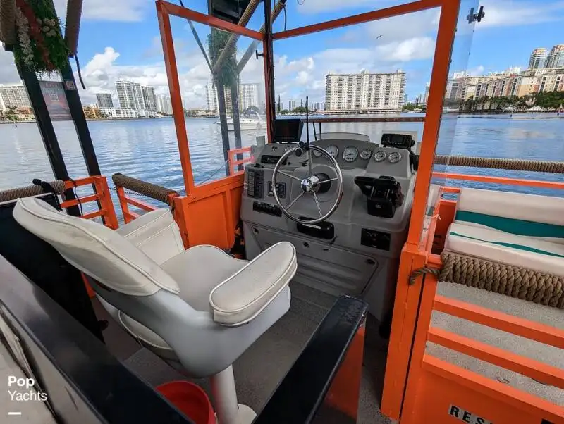 Kapal pesiar untuk dijual