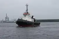 Kapal penarik dijual
