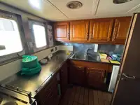 Kapal kontainer untuk dijual