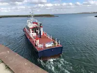 Kapal patroli untuk dijual