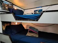 Kapal penelitian untuk dijual