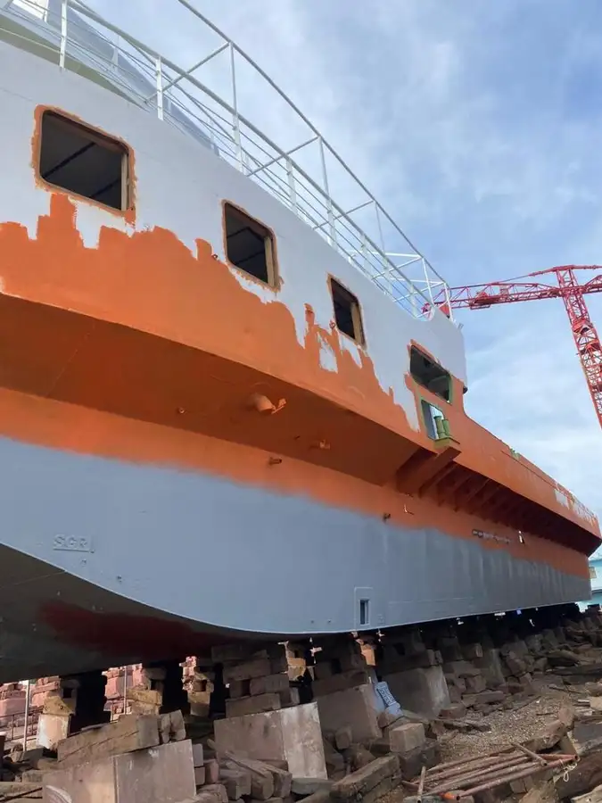 Kapal feri untuk dijual