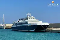 Katamaran untuk dijual