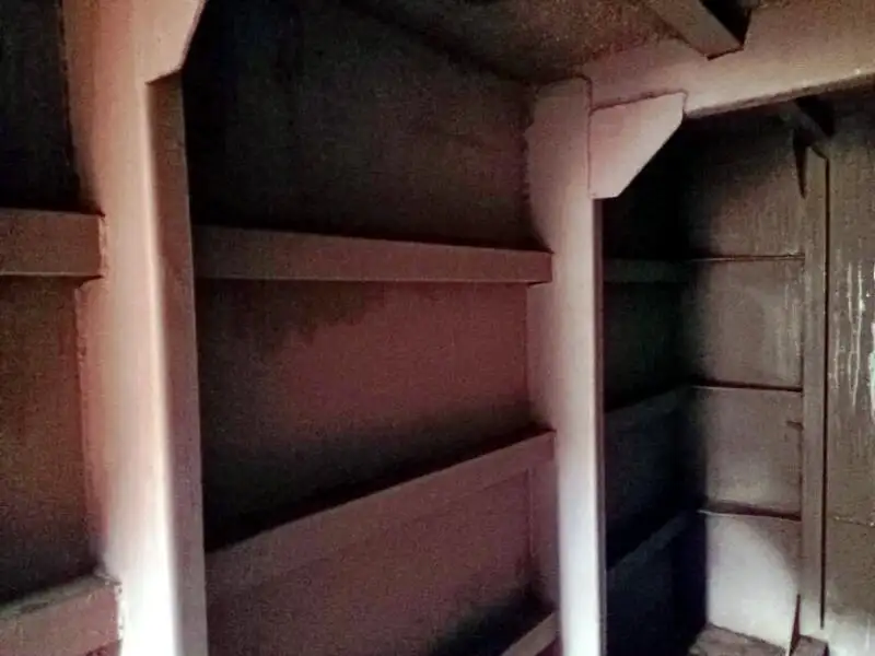 Kapal pendarat, tank untuk dijual