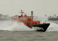 Kapal kru untuk dijual