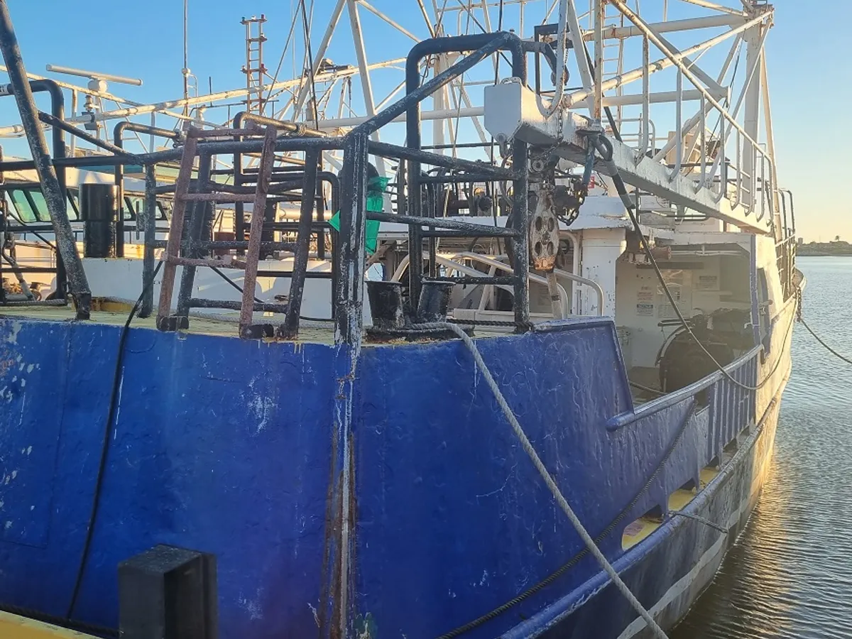Kapal pukat untuk dijual
