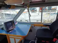 Kapal penumpang untuk dijual