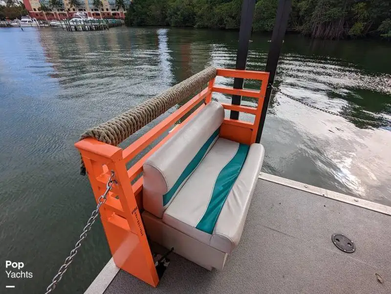 Kapal pesiar untuk dijual