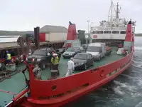 Kapal feri dijual