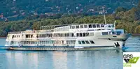 Kapal pesiar dijual