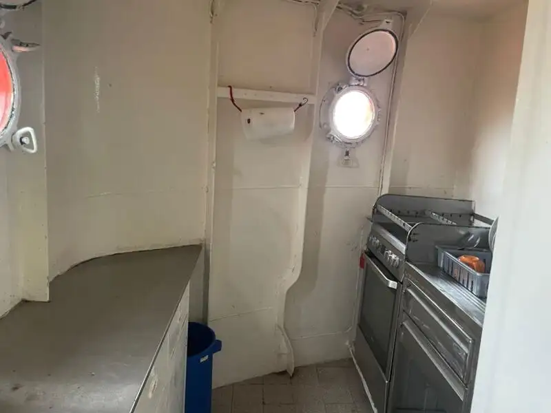 Kapal tunda untuk dijual