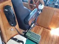 Kapal patroli untuk dijual