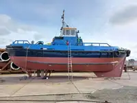 Kapal penarik dijual