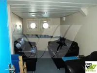 Kapal pasokan dijual