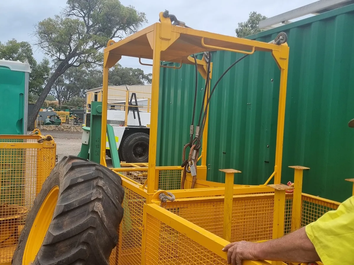 Rig pengeboran lepas pantai untuk dijual