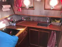 Kapal tunda untuk dijual