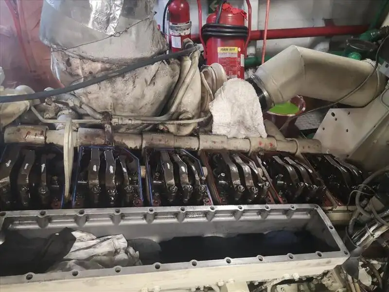 Kapal kru untuk dijual