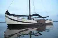 Tongkang dijual