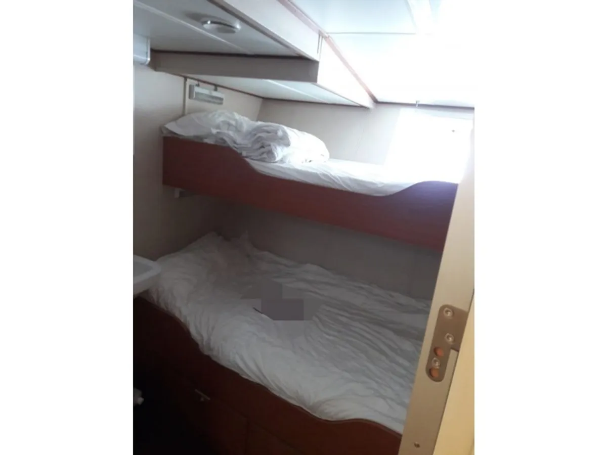 Kapal survei untuk dijual