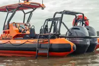 Kapal kontainer untuk dijual