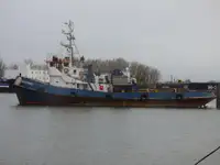 Kapal penarik dijual