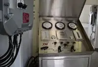 Kapal pengangkut LNG untuk dijual