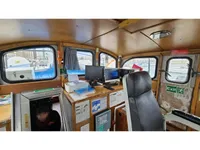 Kapal kru untuk dijual