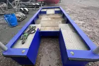 Kapal feri untuk dijual
